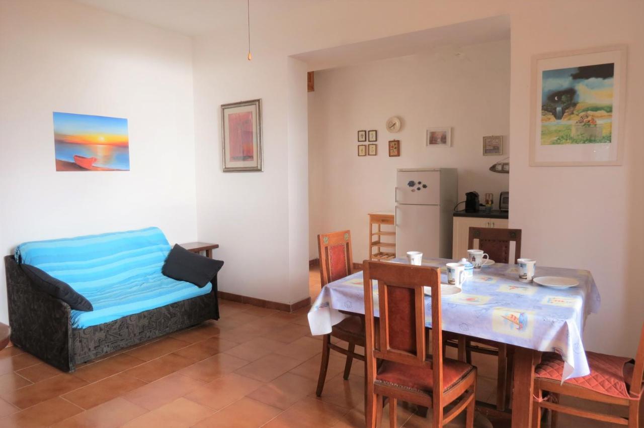 Bellavista Beachfront Apartments เควร์ชาเนลลา ภายนอก รูปภาพ